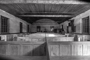 Original box pews; 1733